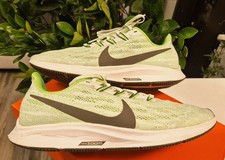 Sportschuhe,Damen Nike Air Zoom Pegasus Laufschuhe,Grün Gr. 41,Turnschuhe,Gut