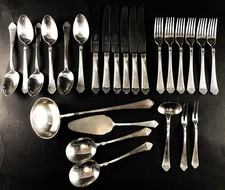schönes Art Deco Besteck für