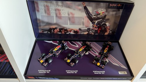Sebastian vettel rb6 rb7 rb8 - /, rb6/rb7/rb8