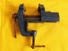 DDR B63 Parallelschraubstock Schraubstock Tischschraubstock ca 1,5 kg - 65 x 11 