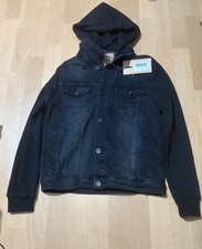 Coole 2-in-1 Jeansjacke mit