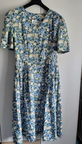 Kleid der marke - 44,