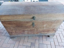 Eichentruhe, Rundddeckeltruhe