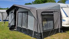 Wohnwagen Luftvorzelt -