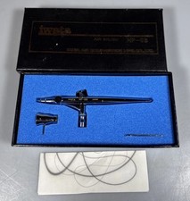 Iwata HP-SB Airbrush w/ Case