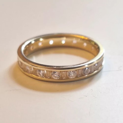 Ring zirkonia halbcreolen - ring,