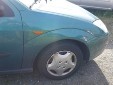 Ford Focus I mk1 Kotflügel rechts Pacific Green  met. M8 Grün