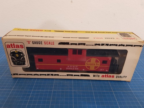 Atlas caboose 999246 - caboose, santa