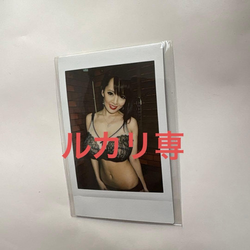 Hitomi tanaka polaroid instax - tanaka,