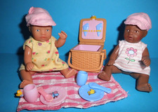 %***Mini Baby Born Puppen*2 Babys*Picknickkorb*Teller*Becher*Besteck*Decke***%