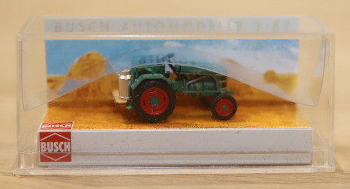 Busch 40060 traktor - ,
