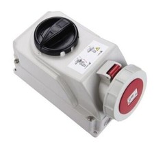 PCE Abschaltbare CEE - Wandsteckdose 32A 400V 5-polig IP67 abschließbar 75252-6