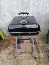kohlegrill mit deckel