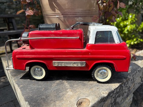 Vintage nylint ford suburban - nylint,