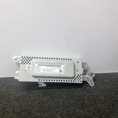 Tesla model radio - tesla, fm