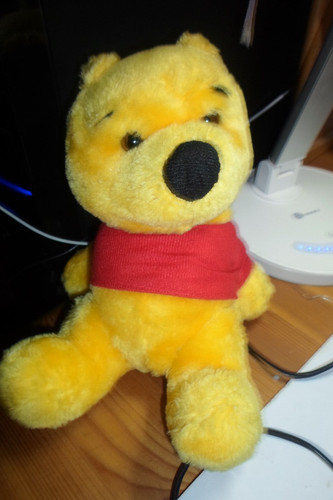 Winnie puuh pooh - pooh, sitzend