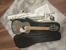 ⭐ SIGNIERTE Ukulele von Sebastian Niklaus + Poster & Tasche – Sammler-Set