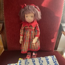 Nora Puppe von Sylvia Natterer