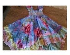 Niedliches Mädchenkleid