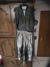 Wenig Getragenes Dirndl