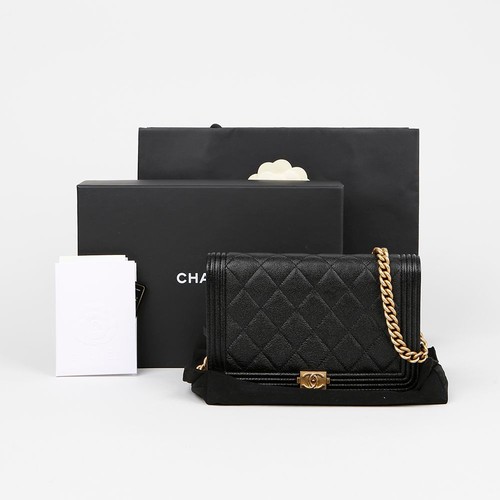 Chanel boy woc - boy,