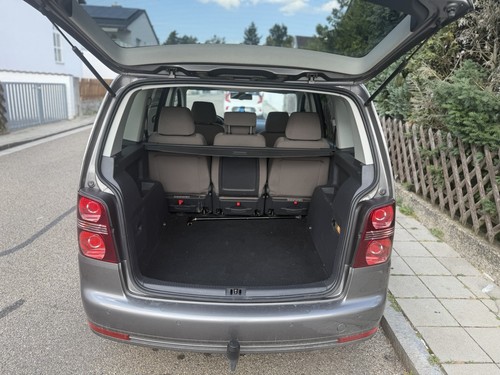 Touran - vw,