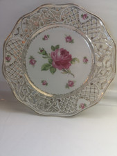 Durchbruchteller Porzellan Dresden Carl Schumann, Motiv Rosen 