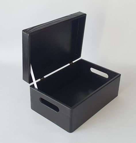 Schwarze holzkiste souvenirs - schwarze,