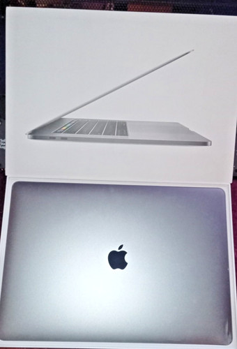Apple macbook pro 2016 - 15",