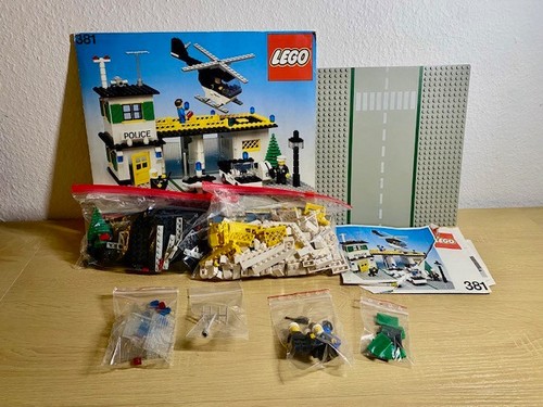 Lego police headquarters - -,
