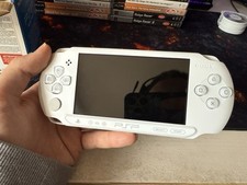 Sony PSP 1004 Weiß In Ovp +12