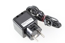 Euroblitz Ladegerät Adaptor