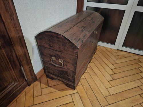 Antike runddeckeltruhe - antike,