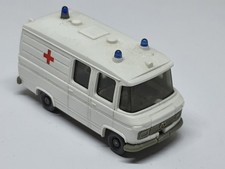 Mercedes Benz Krankenwagen