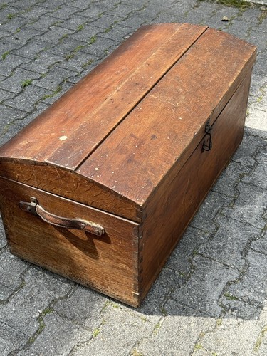 Eichenholztruhe 1920 oder - 1920,