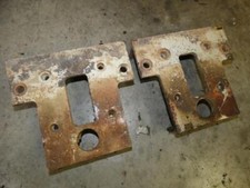 IHC 654 S Kotflügelhalter hinten