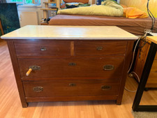 Kommode Nussholzoptik mit