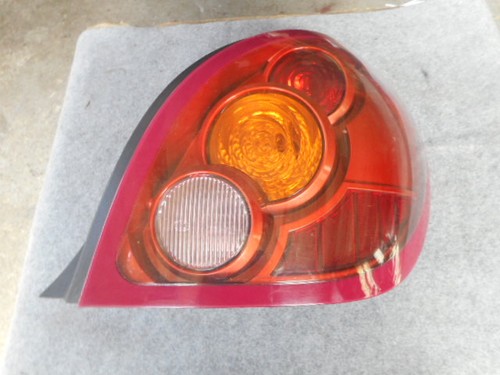 Almera n16 - ☎, **