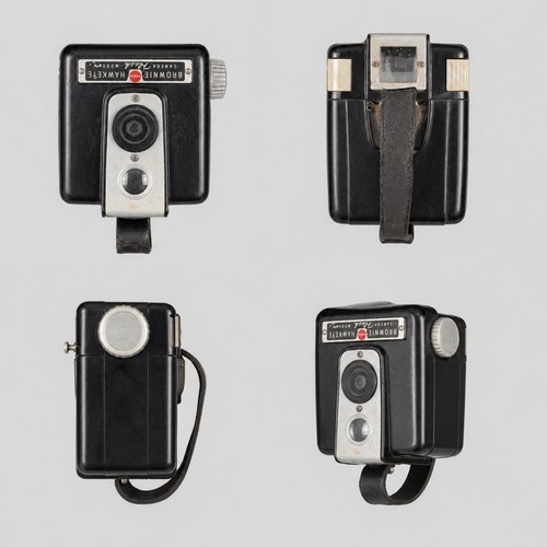 Vintage kodak brownie hawkeye - vintage,