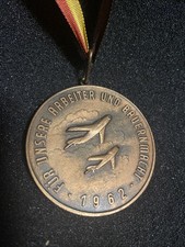 DDR NVA LSK LV  Medaille Auszeichnung Sport Armee Flieger Luftwaffe 60er St53￼￼