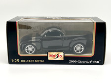 DieCast Chevrolet SSR 2000 1:25 Maisto Modellauto Special Edition Schwarz USA