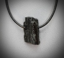 +Natur+ TURMALIN ROH-KRISTALL