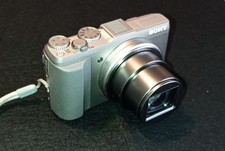 SONY  Cyber-shot DSC-HX50, 20.4MP, silber,  * Blitz defekt, Display m. Pixelfehl