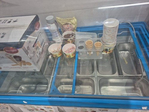 Speiseeisvitrine eistheke - speiseeisvitrine,