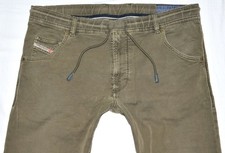 DIESEL KROOLEY-NE HERREN JOGGJEANS W34 L30 * 34 / 30 STRETCH * KHAKI/OLIVEGRÜN !