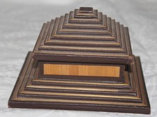 schöne Holz Dose / Kiste - Stroheinlagen