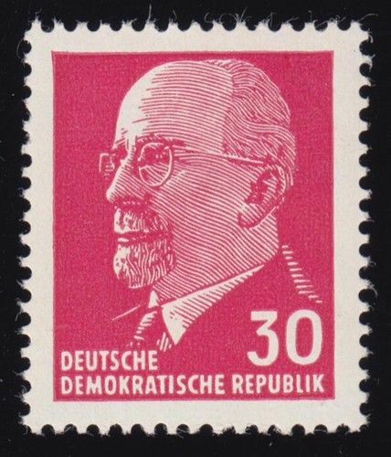 935 walter ulbricht 30 - 935,