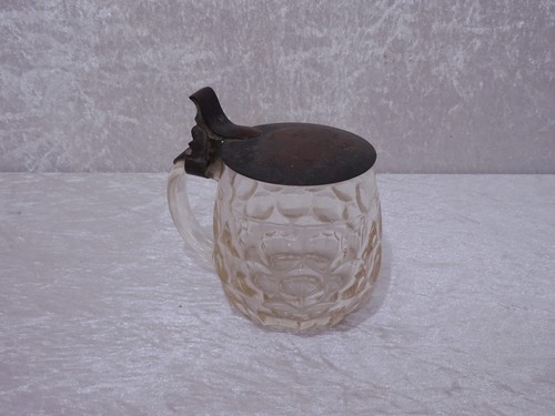 Antiker glas design - glas, bierkrug