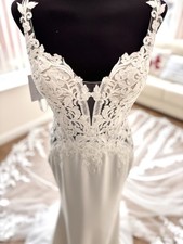 Enzoani Krepp Brautkleid 12