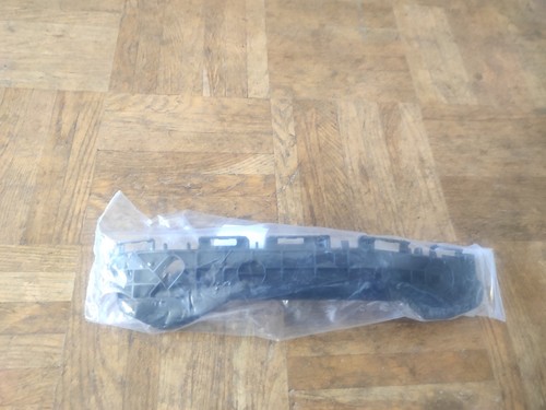 Toyota yaris halter - toyota,